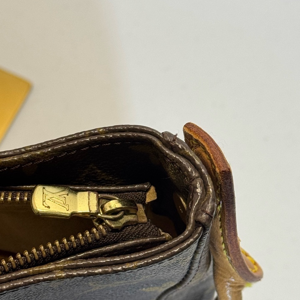 Louis Vuitton Brown Monogram Looping Shoulder Bag - Picture 15 of 15